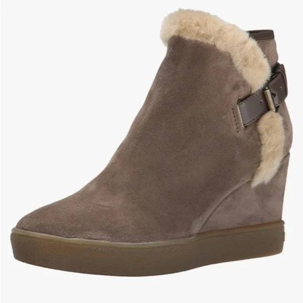 Aquatalia Cameron Booties Womens 10 Taupe Suede Shearling Trim Wedge Ankle Boots
